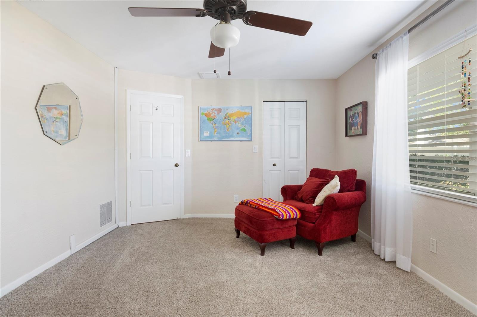 1845 72ND AVE NE, ST PETERSBURG, FL, 33702