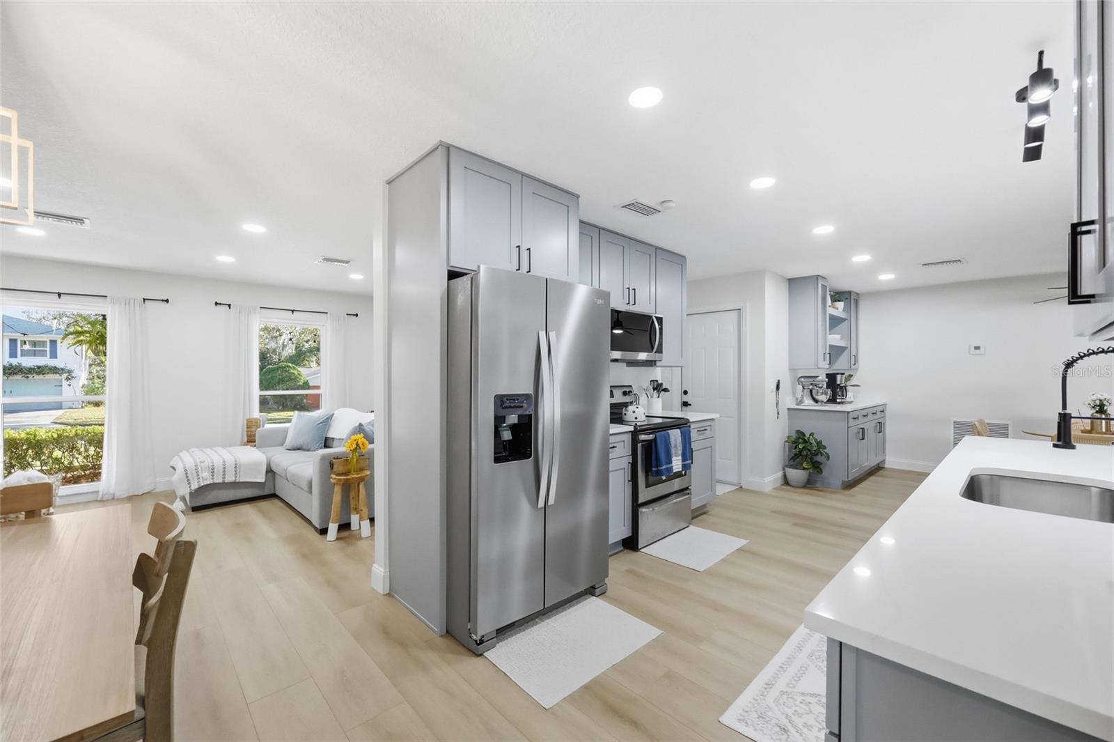 512 GARDEN HEIGHTS DR, WINTER GARDEN, FL, 34787