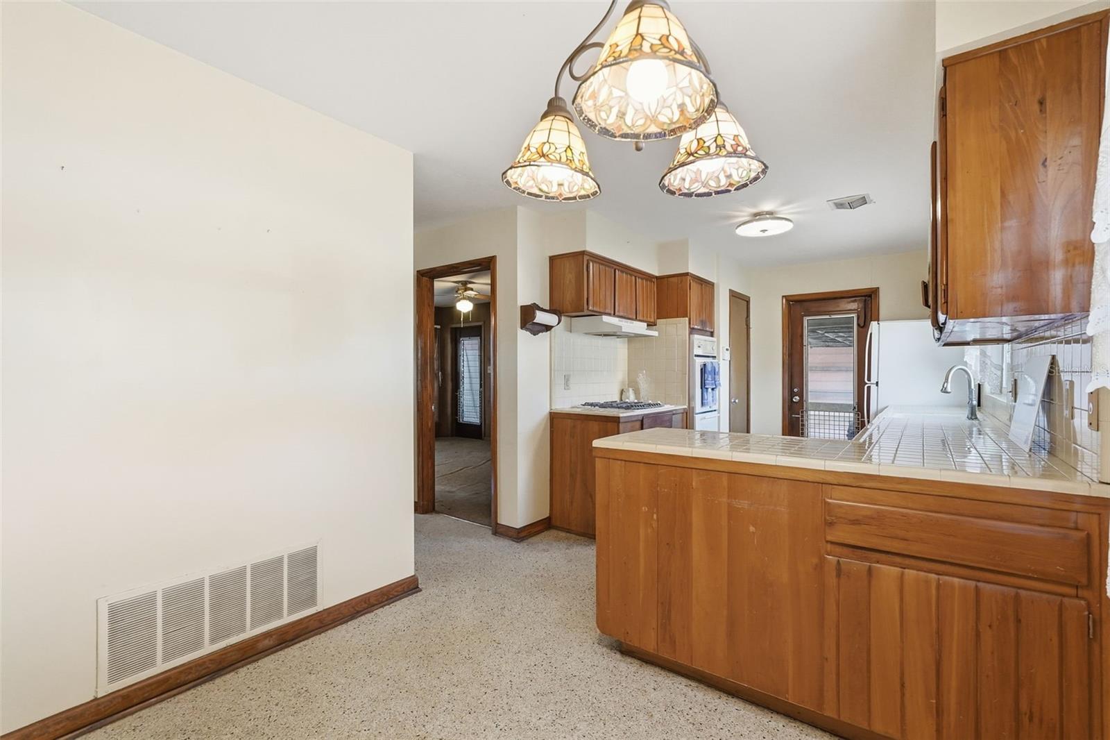 1643 NW 16TH AVE, GAINESVILLE, FL, 32605