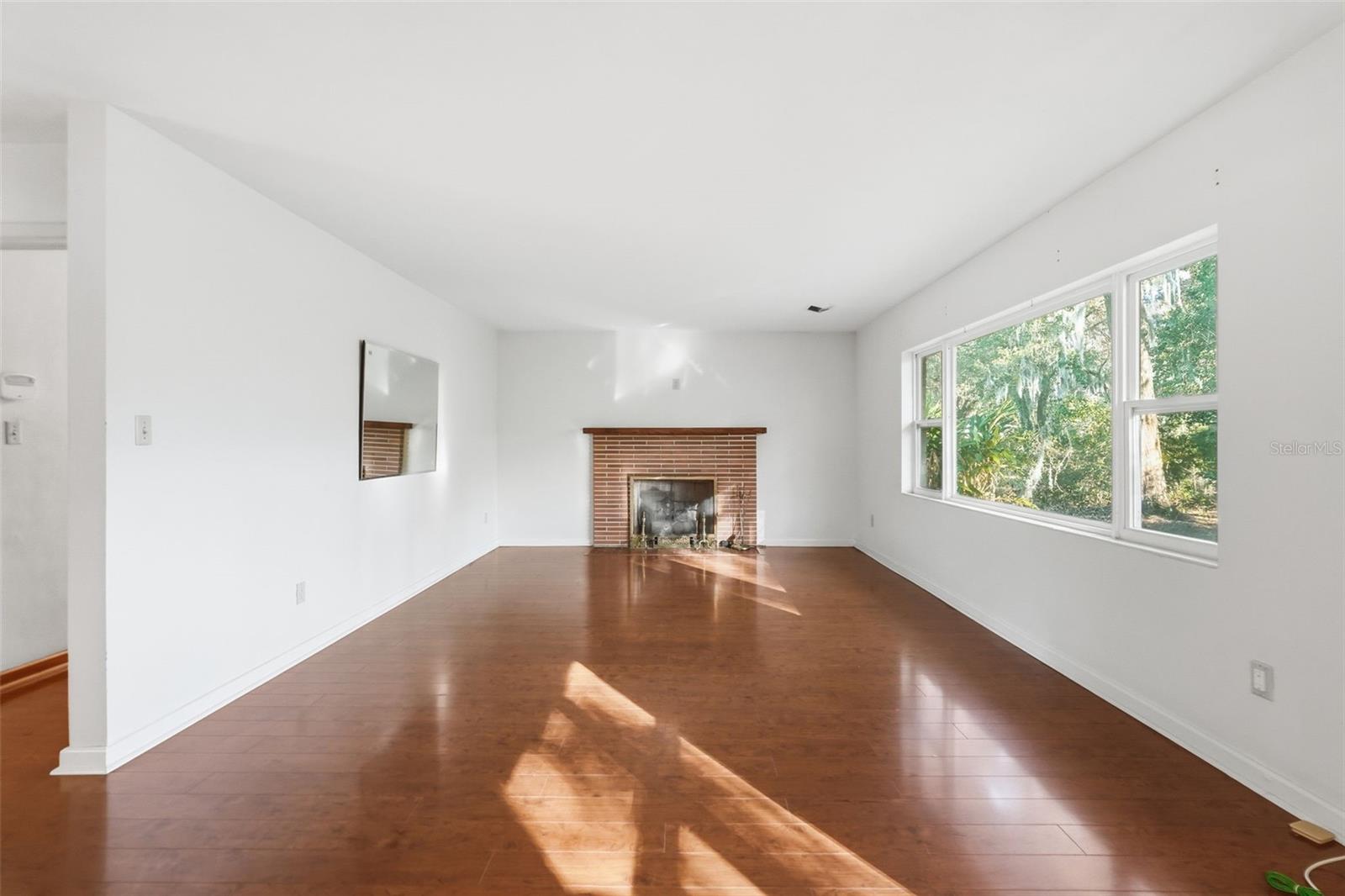 1643 NW 16TH AVE, GAINESVILLE, FL, 32605