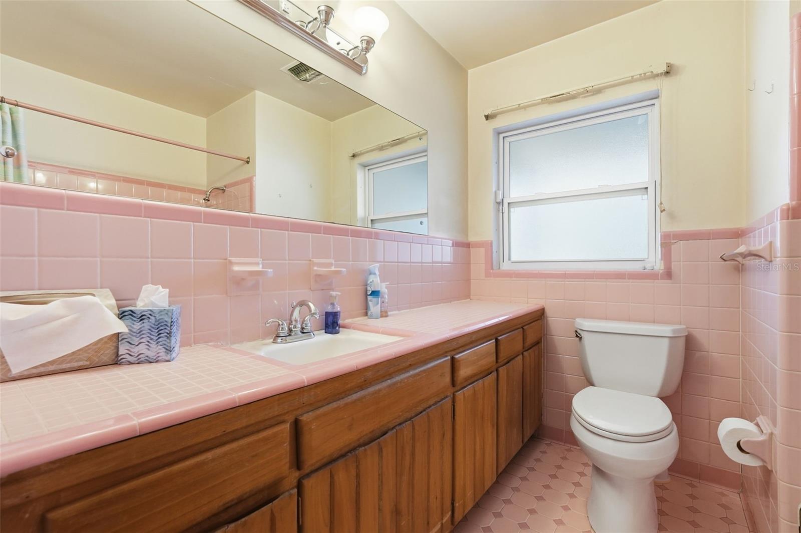 1643 NW 16TH AVE, GAINESVILLE, FL, 32605