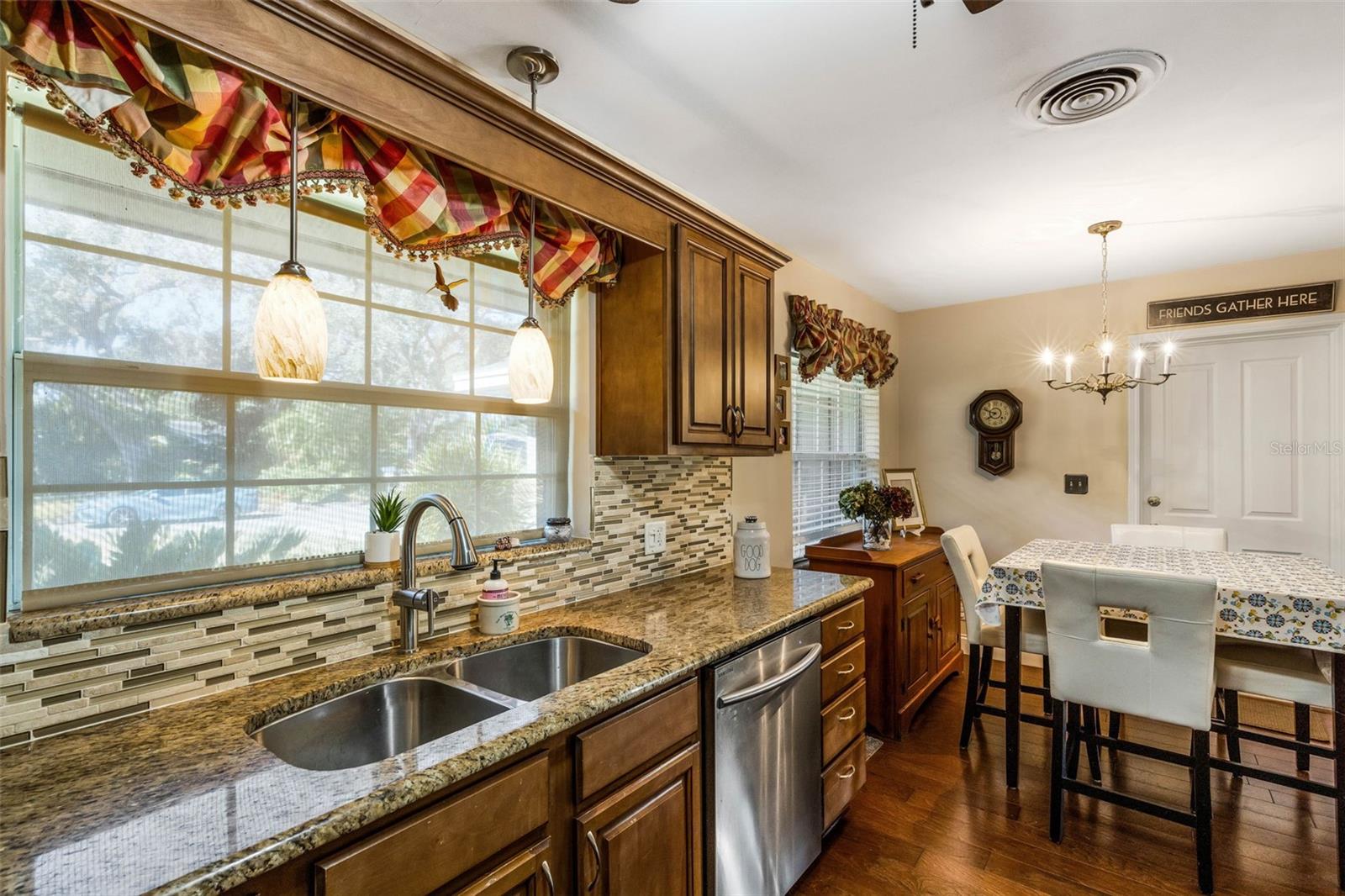 2722 COLLINS AVE, LAKELAND, FL, 33803