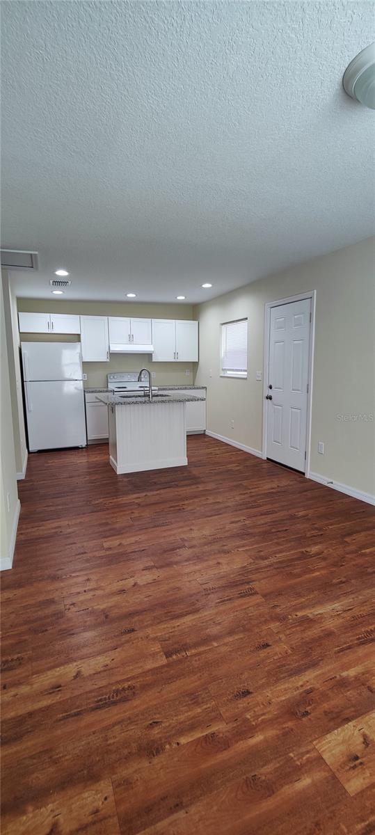 2009 HENLEY RD, LUTZ, FL, 33558