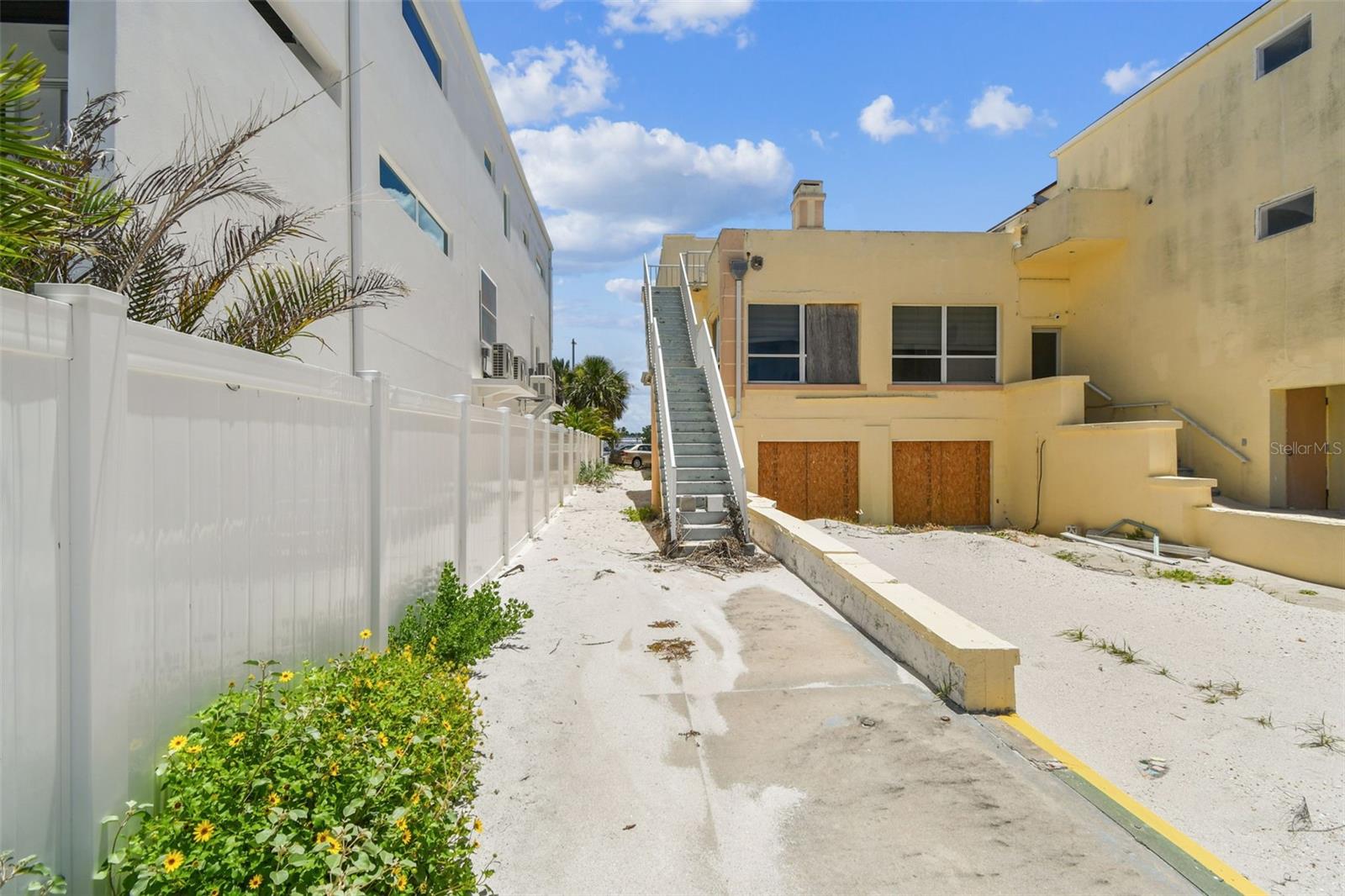 30 GULF BLVD, INDIAN ROCKS BEACH, FL, 33785