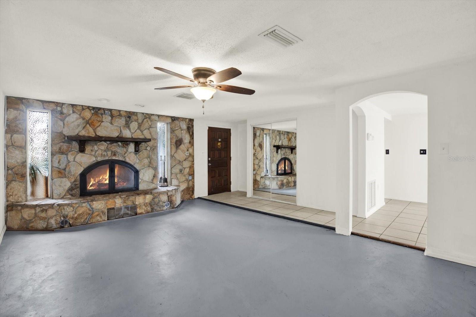 3931 HOLIDAY LAKE DR, HOLIDAY, FL, 34691