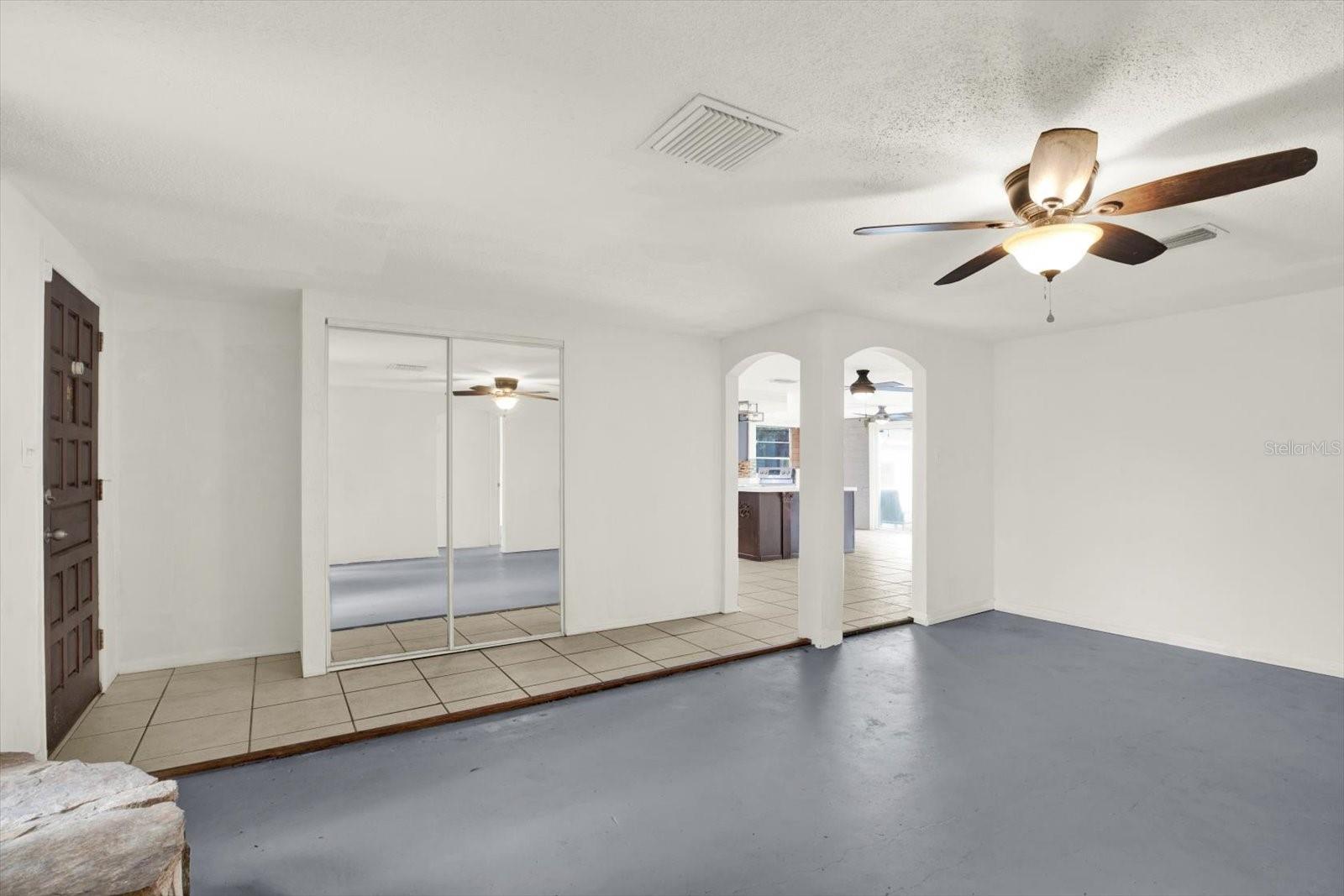 3931 HOLIDAY LAKE DR, HOLIDAY, FL, 34691
