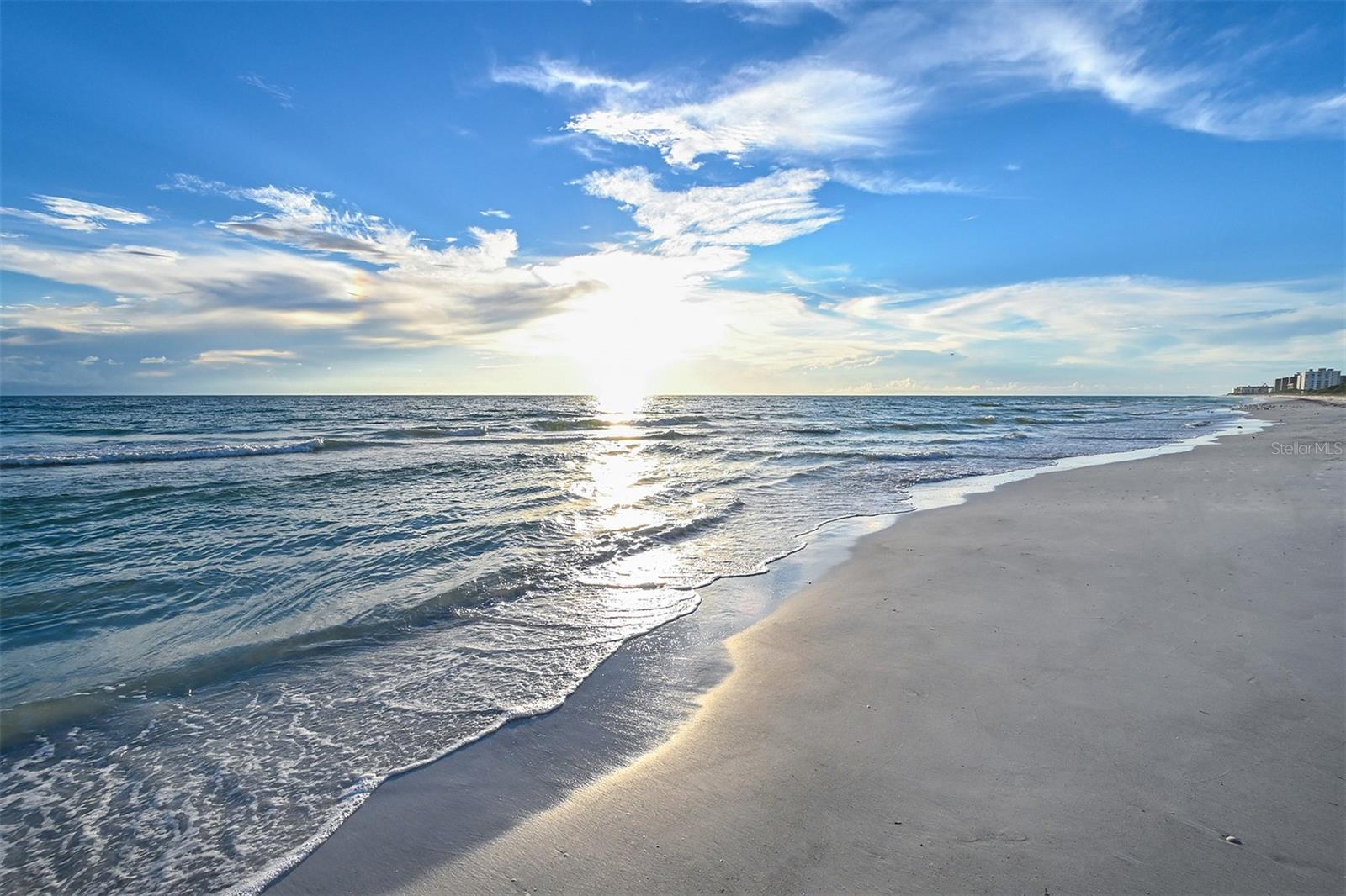 535 SANCTUARY DR #C807, LONGBOAT KEY, FL, 34228