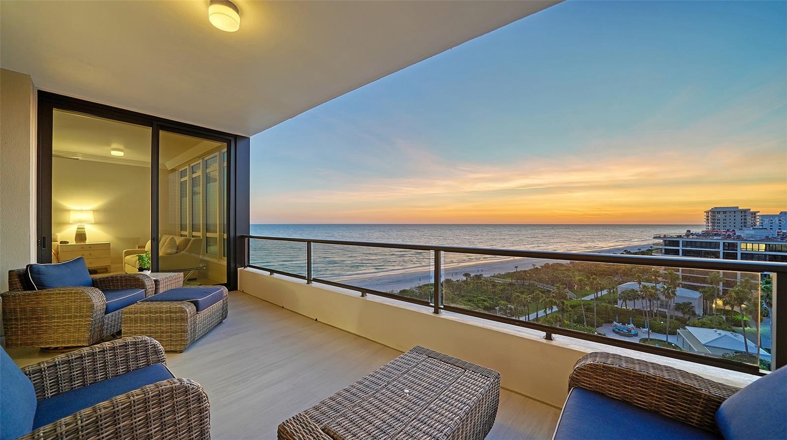 535 SANCTUARY DR #C807, LONGBOAT KEY, FL, 34228