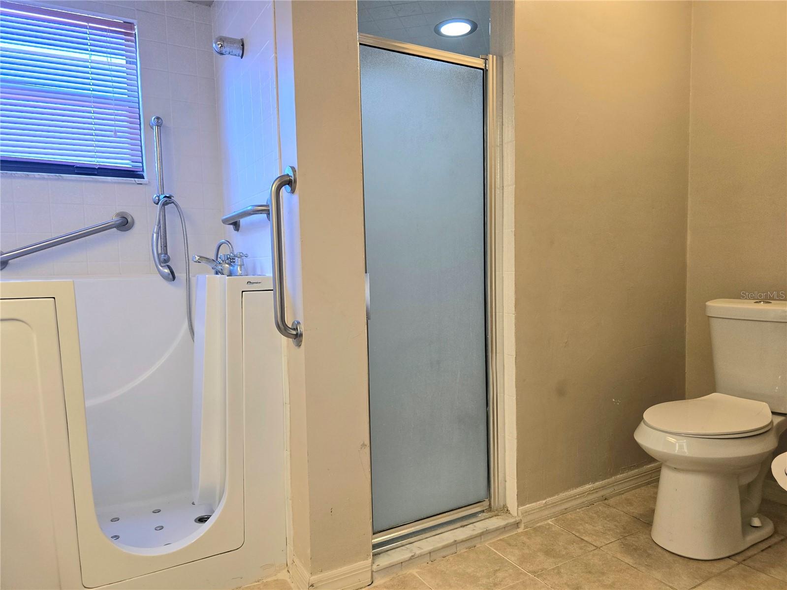 707 CAMBRIDGE WAY, LAKE WALES, FL, 33853