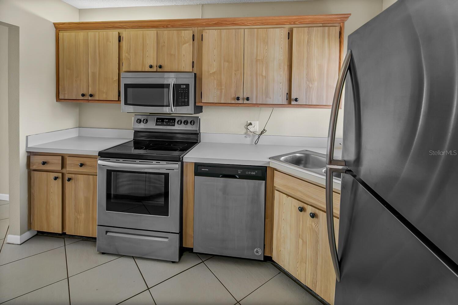 2002 BLUE HAWK CT #1723, CLEARWATER, FL, 33762