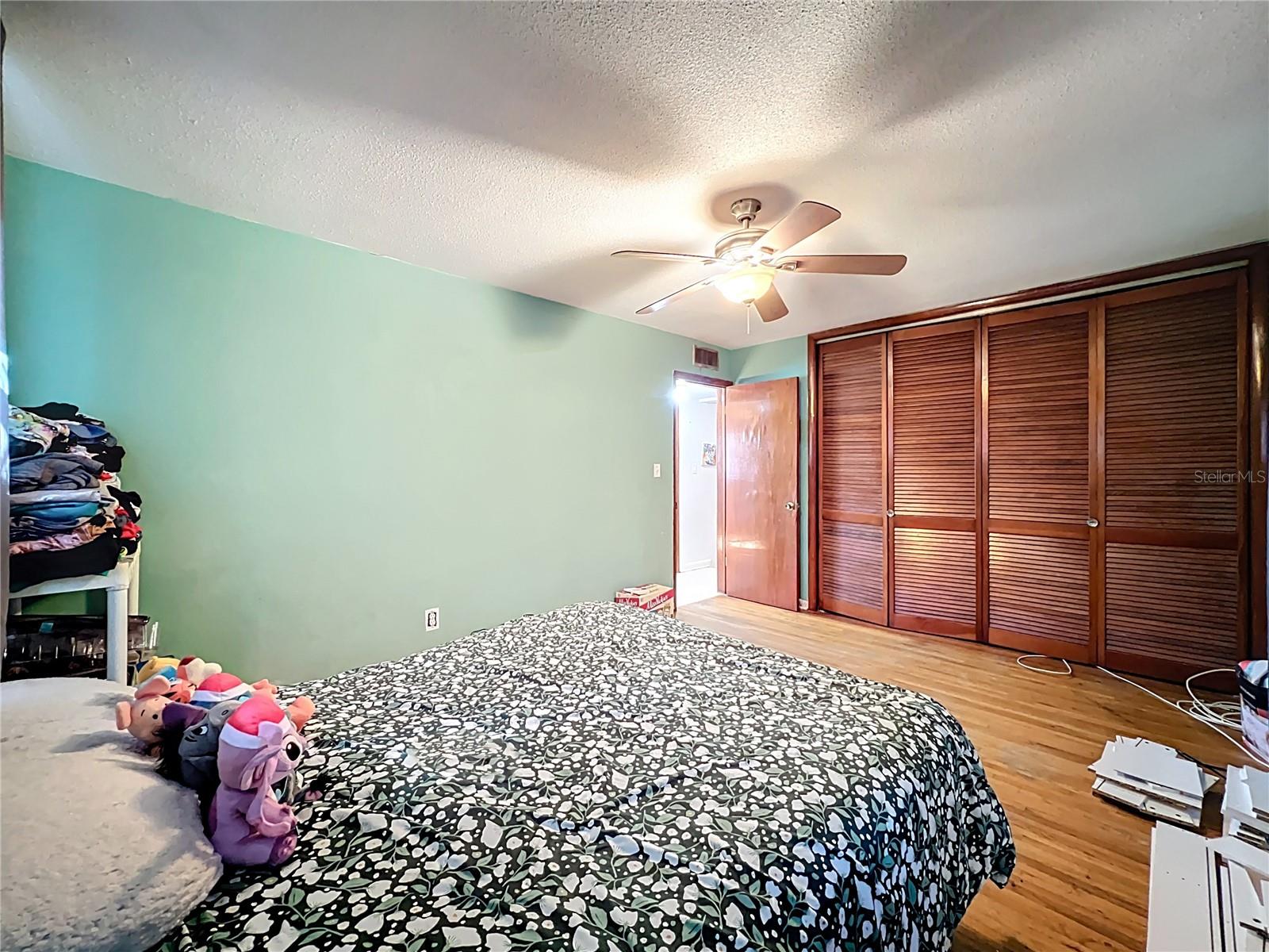 811 W LAKE MANN DR, ORLANDO, FL, 32805