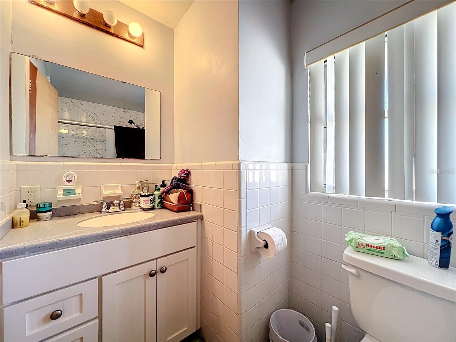 811 W LAKE MANN DR, ORLANDO, FL, 32805