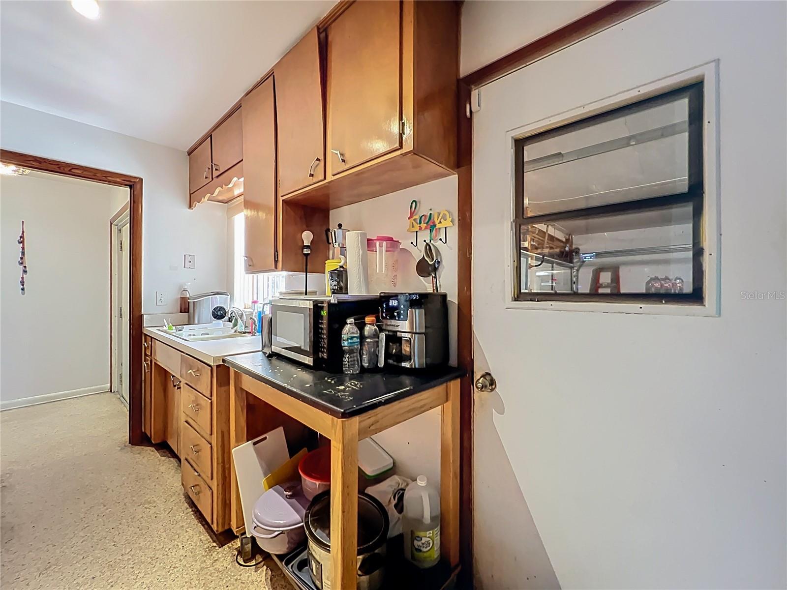 811 W LAKE MANN DR, ORLANDO, FL, 32805