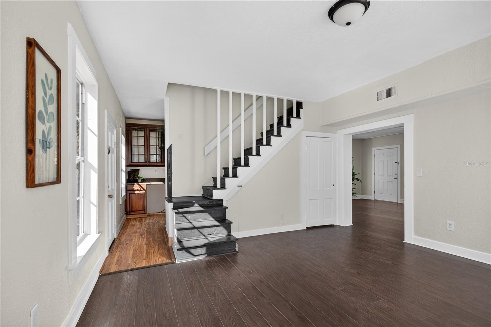 922 WASHINGTON AVE, EUSTIS, FL, 32726