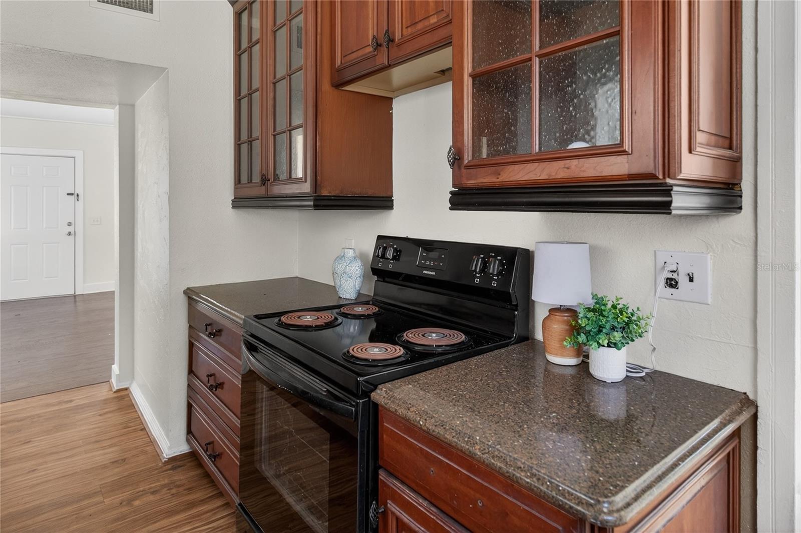 922 WASHINGTON AVE, EUSTIS, FL, 32726