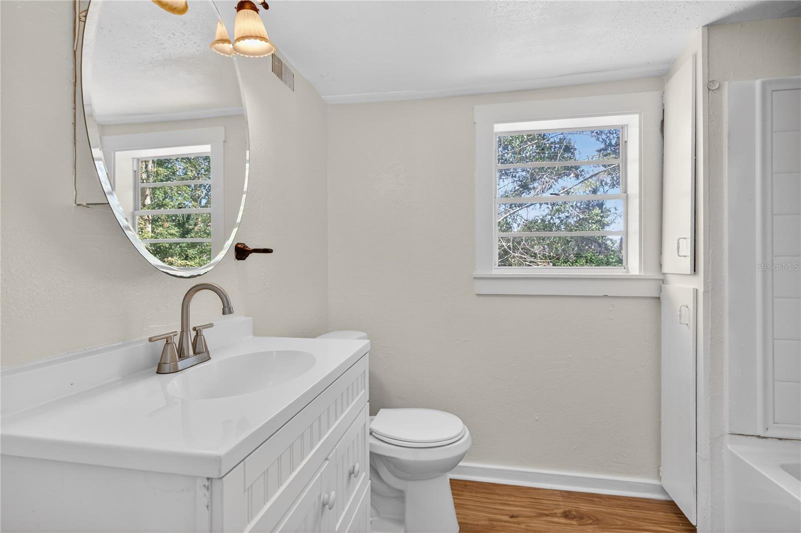 922 WASHINGTON AVE, EUSTIS, FL, 32726