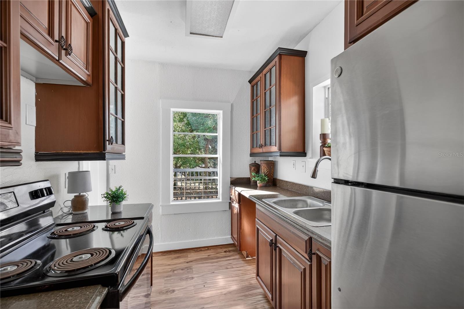 922 WASHINGTON AVE, EUSTIS, FL, 32726