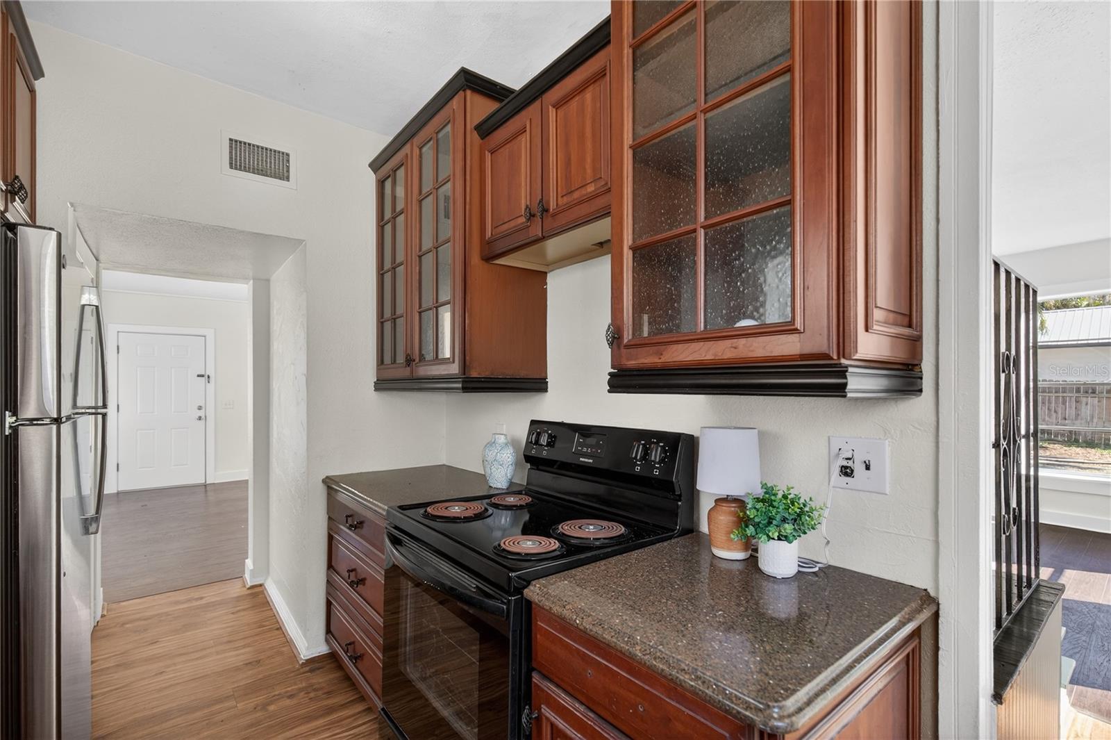 922 WASHINGTON AVE, EUSTIS, FL, 32726