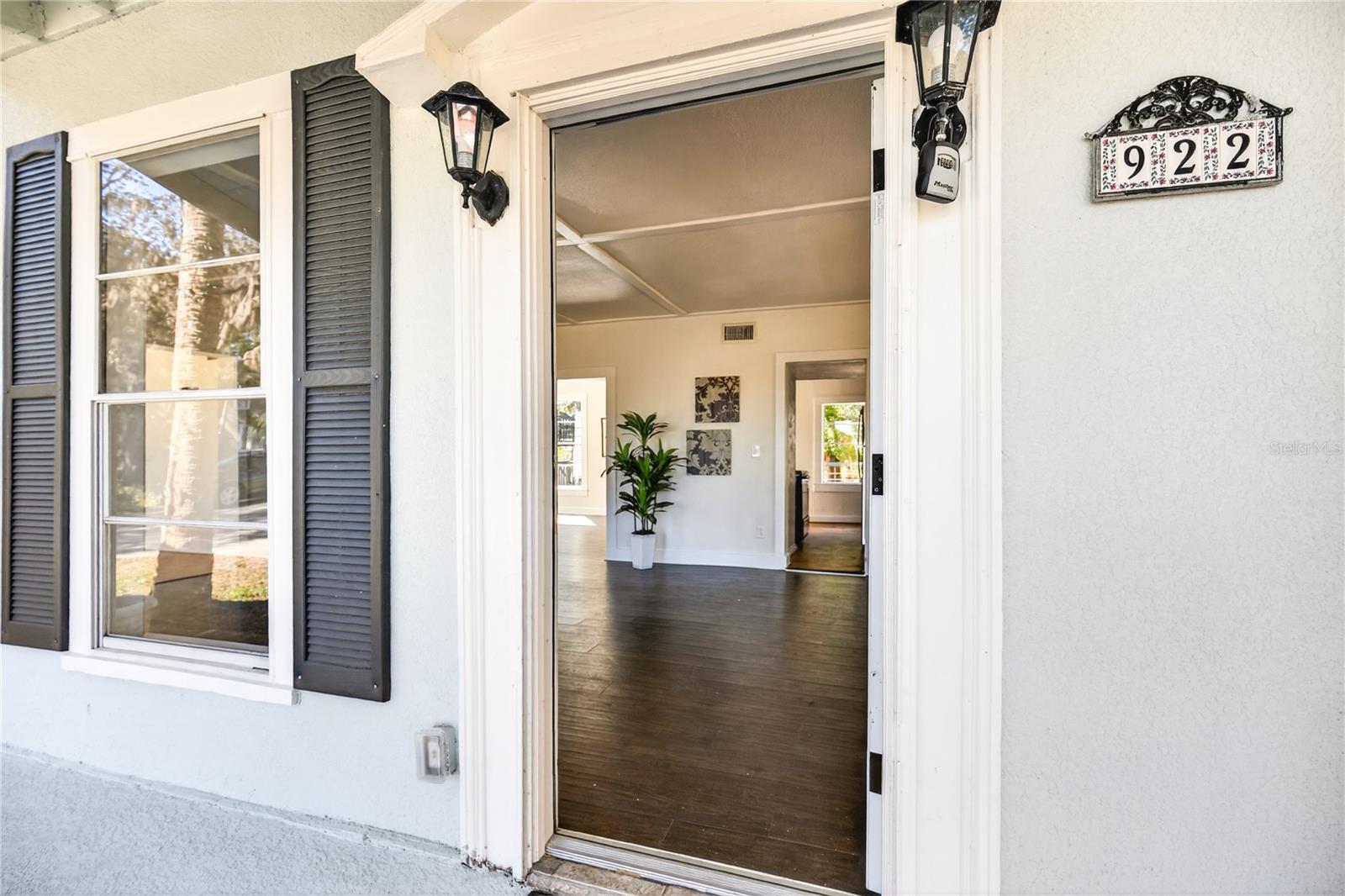 922 WASHINGTON AVE, EUSTIS, FL, 32726