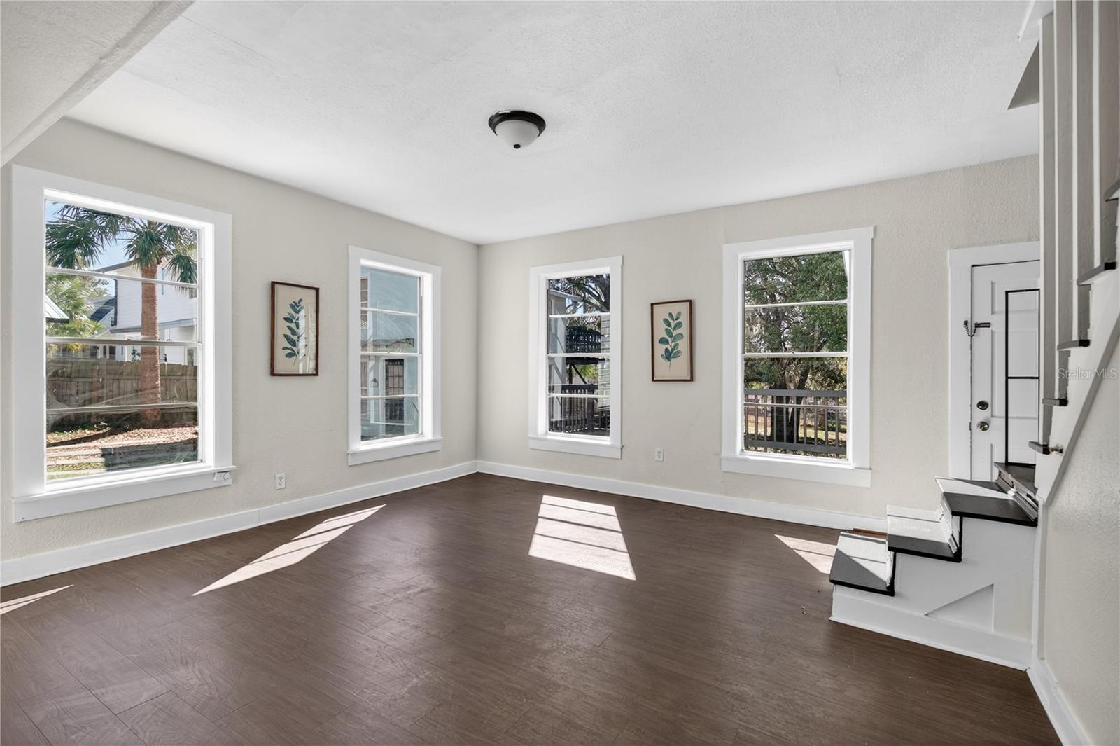 922 WASHINGTON AVE, EUSTIS, FL, 32726