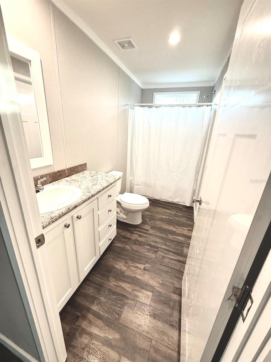 15356 APACHE DR, THONOTOSASSA, FL, 33592