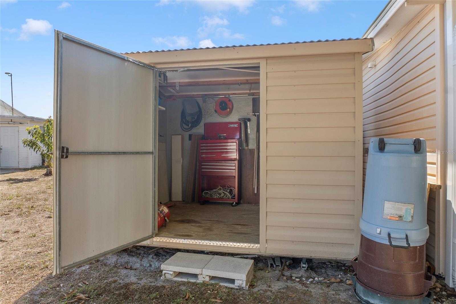 C7521085 Property Photo