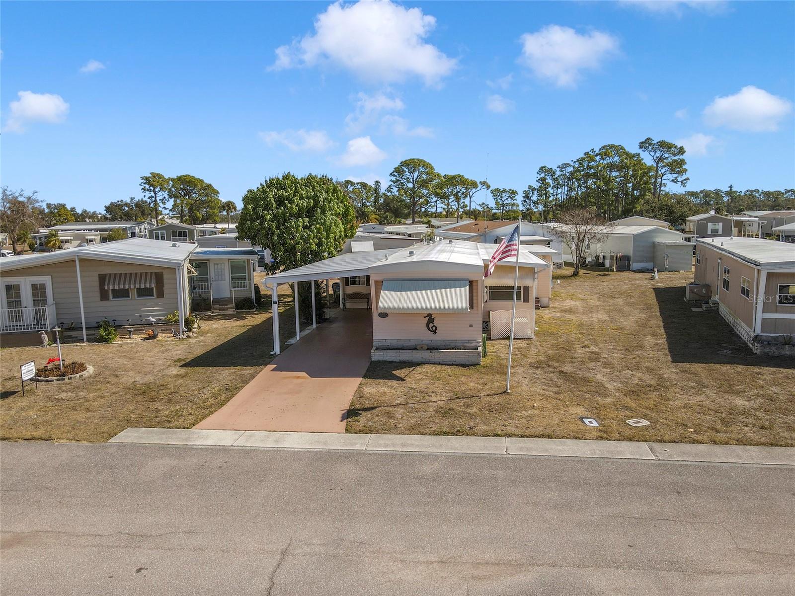 C7521085 Property Photo