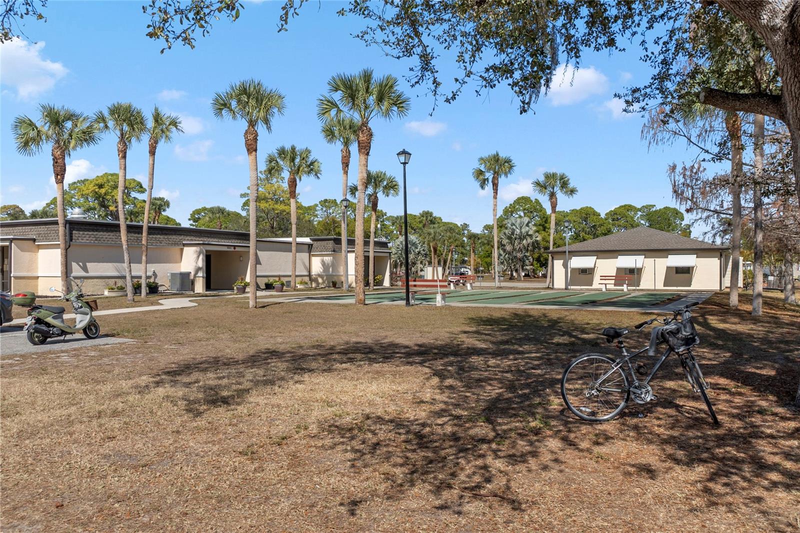 C7521085 Property Photo