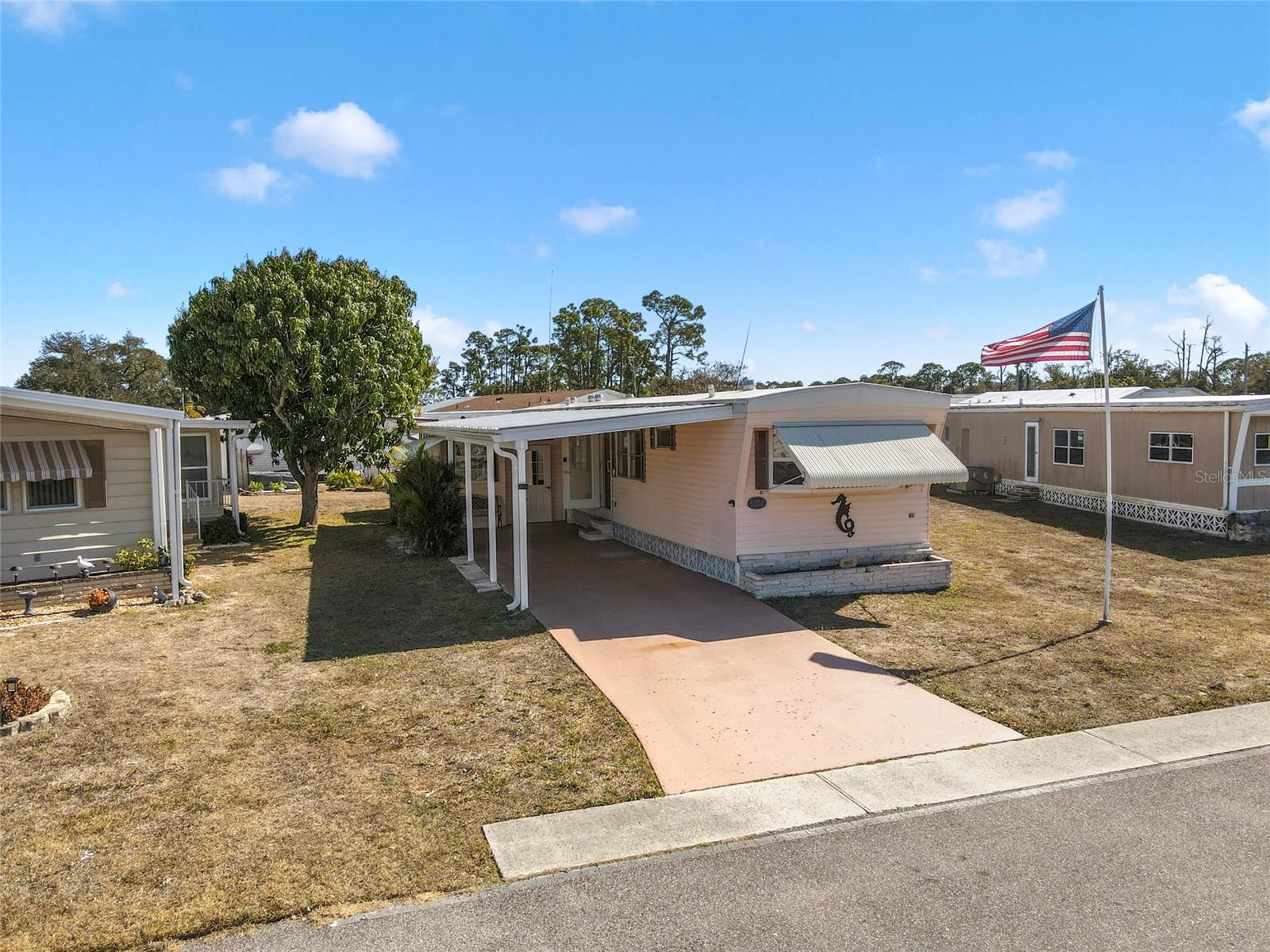 C7521085 Property Photo