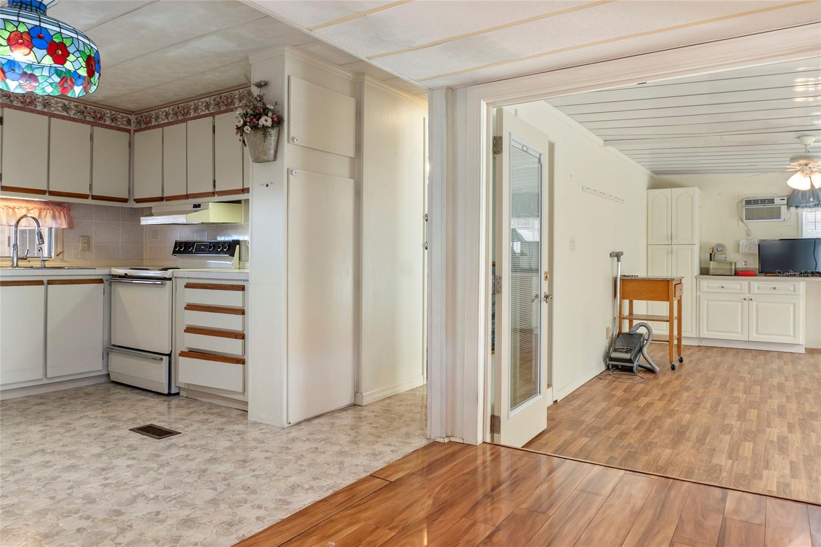 C7521085 Property Photo