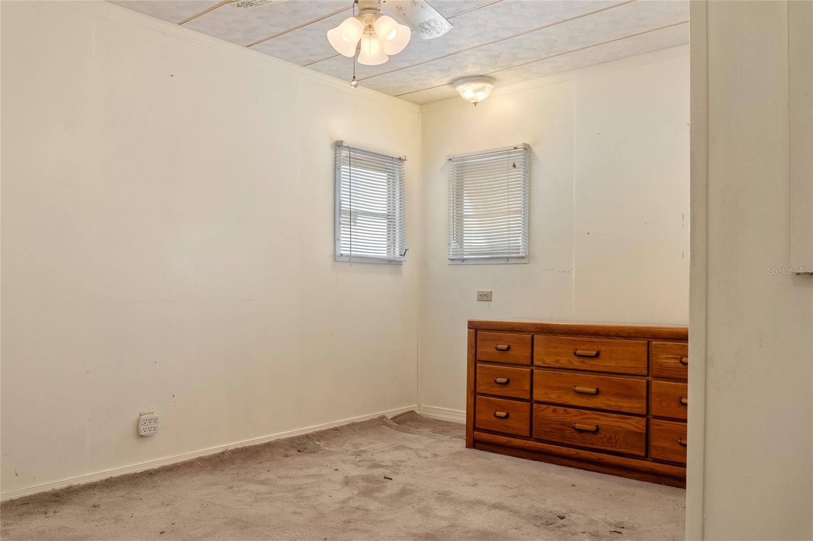 C7521085 Property Photo