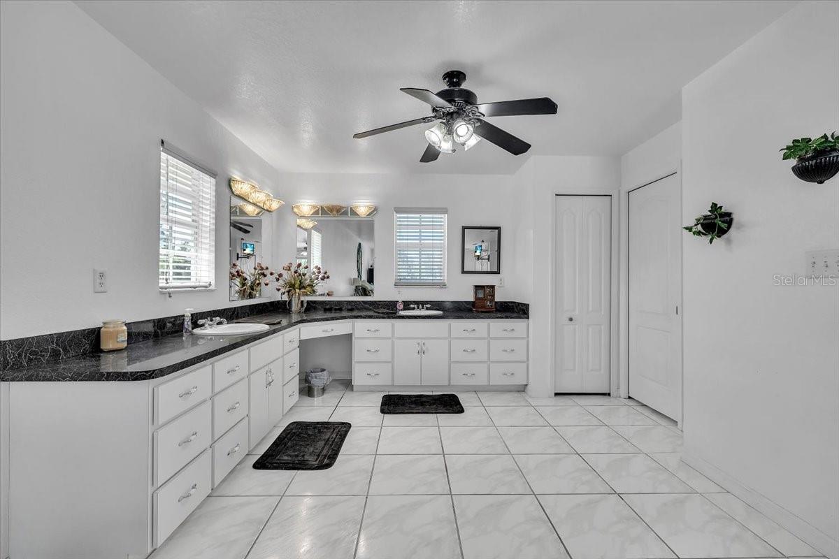 3900 COLONY CT, PUNTA GORDA, FL, 33950