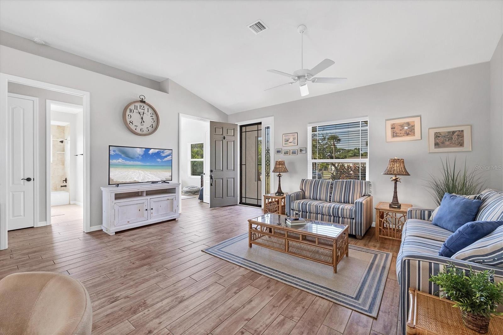 1815 NEPTUNE DR, ENGLEWOOD, FL, 34223