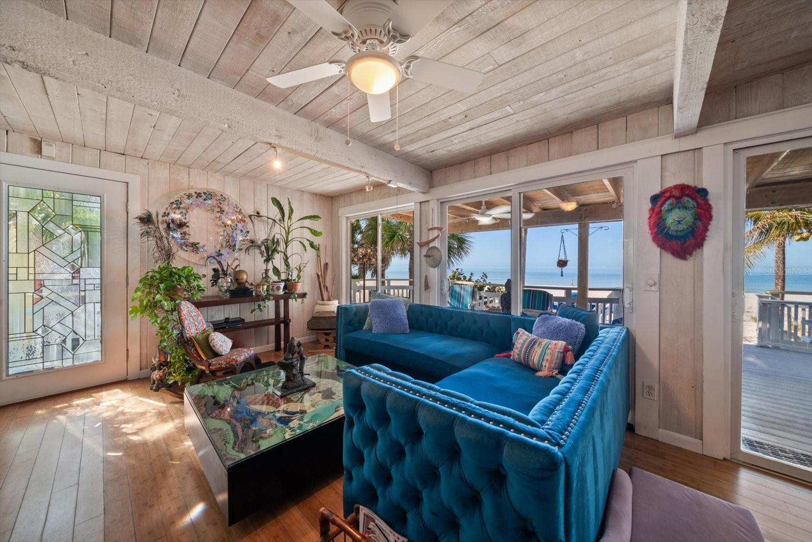 TB8469911 Property Photo