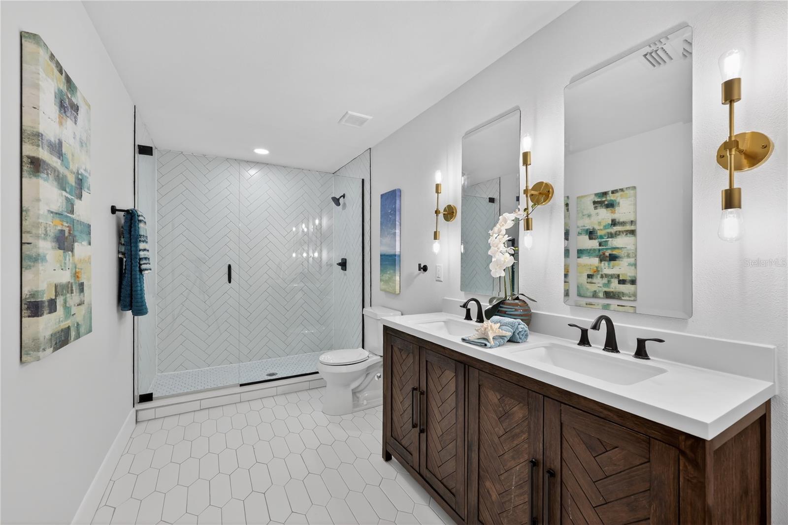 208 W HILDA ST, TAMPA, FL, 33603