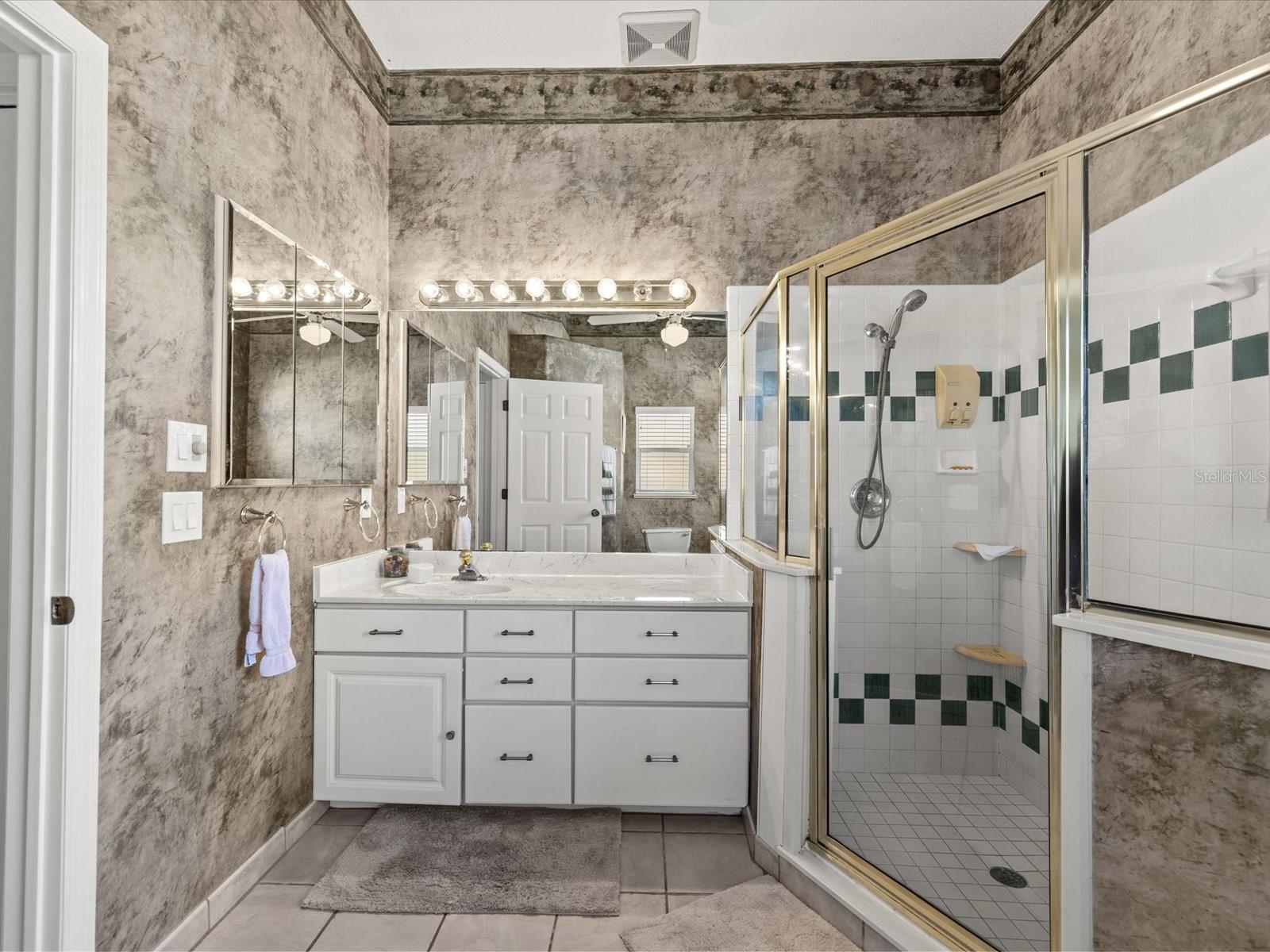 8704 CYPRESS LAKES BLVD, NEW PORT RICHEY, FL, 34653