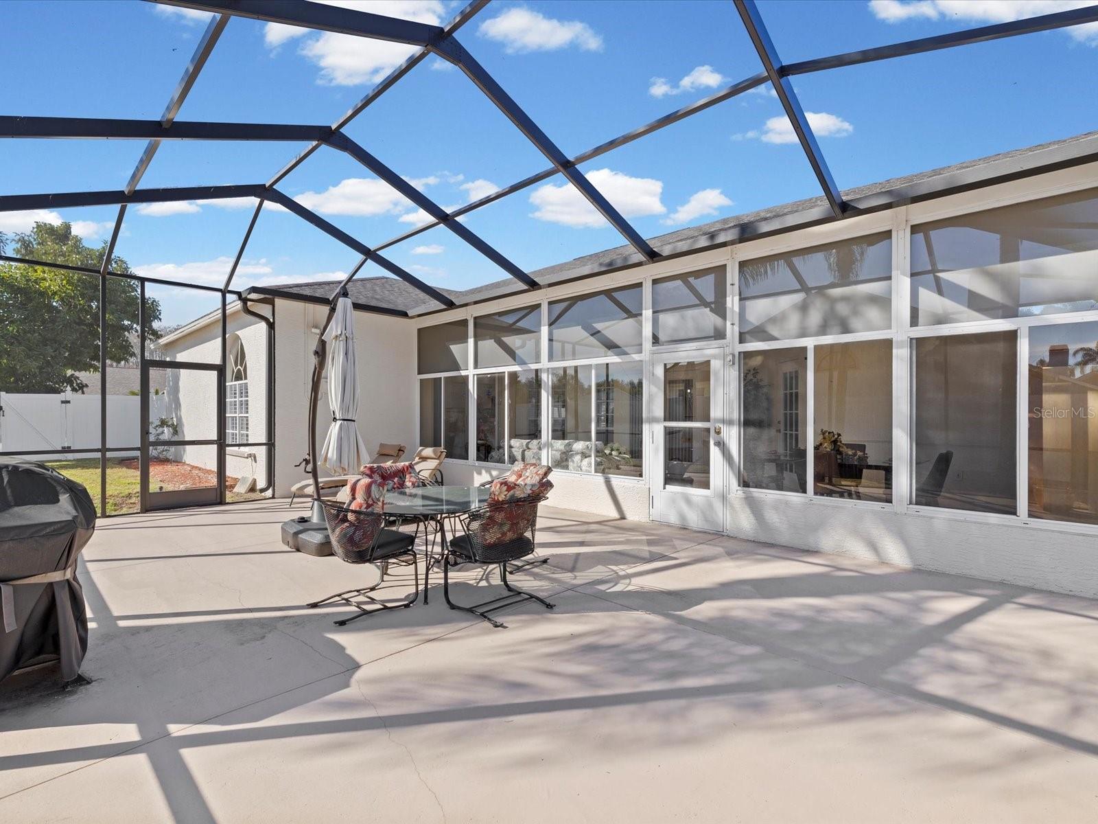 8704 CYPRESS LAKES BLVD, NEW PORT RICHEY, FL, 34653