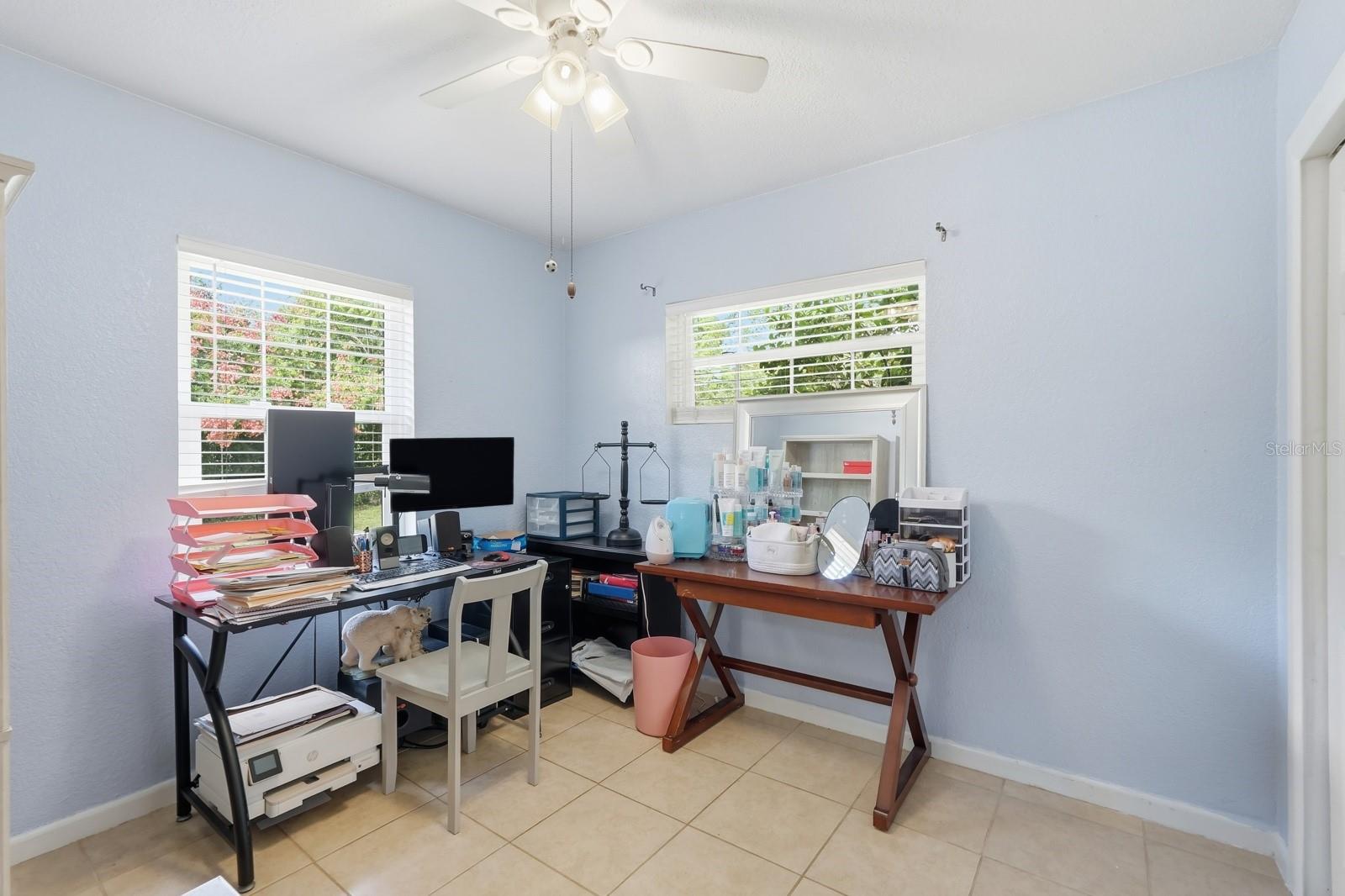 930 N AMELIA AVE, DELAND, FL, 32724