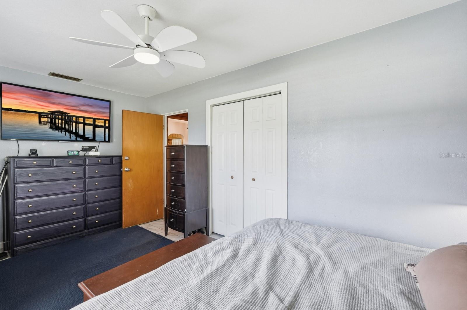 930 N AMELIA AVE, DELAND, FL, 32724