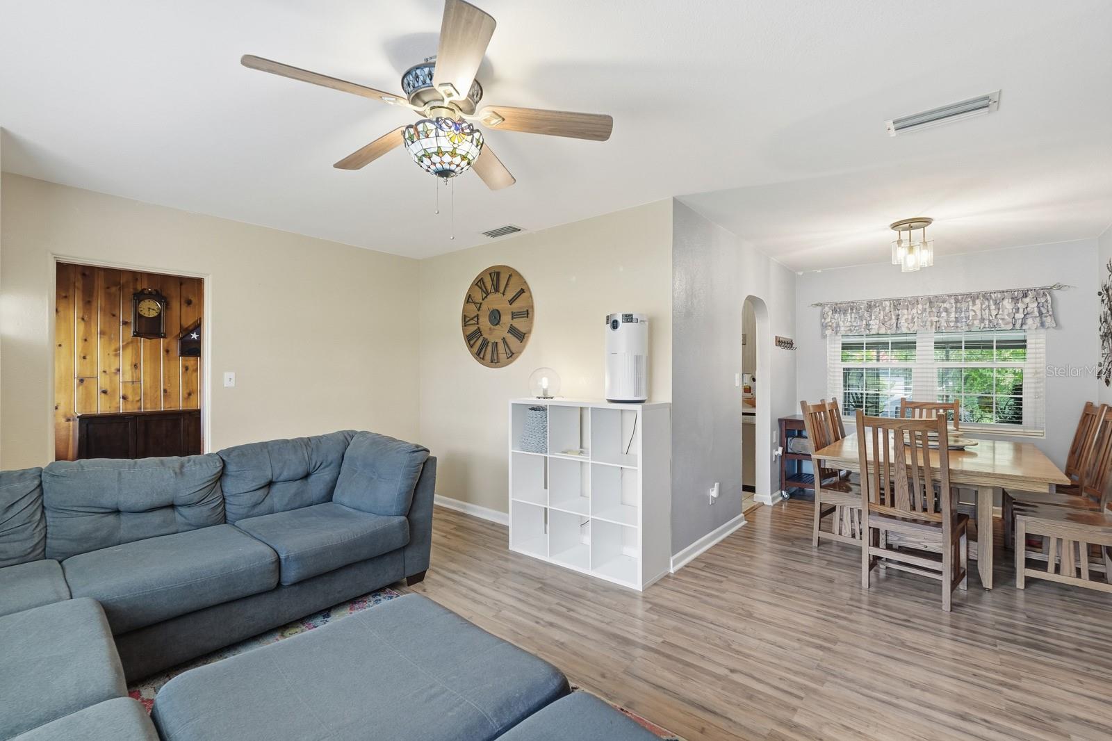 930 N AMELIA AVE, DELAND, FL, 32724