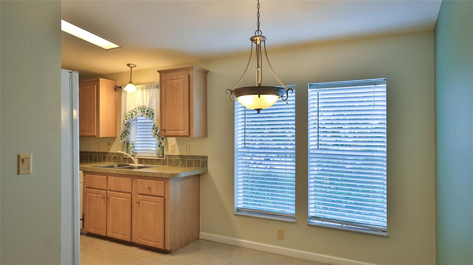 415 SIOUX BLVD, OAK HILL, FL, 32759