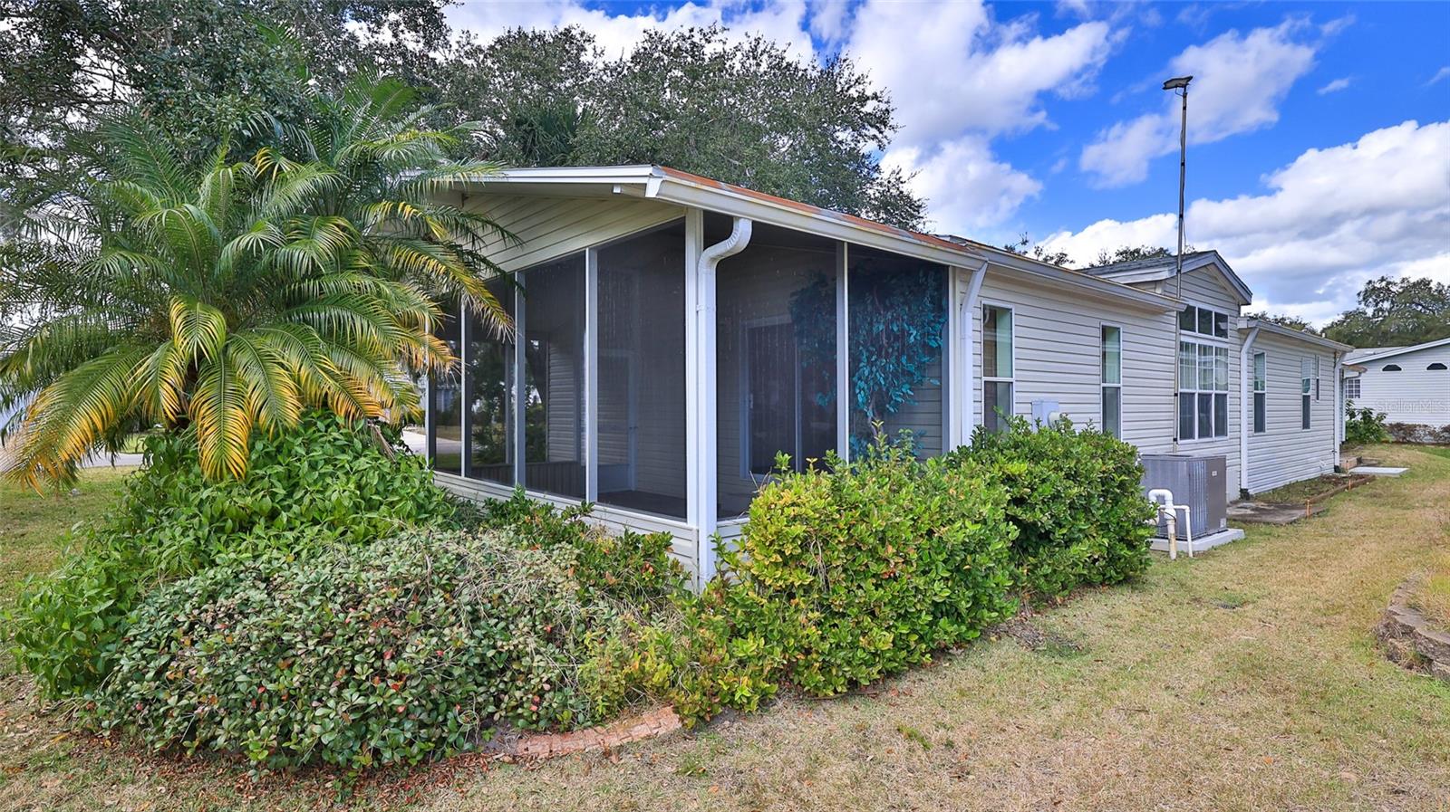 415 SIOUX BLVD, OAK HILL, FL, 32759