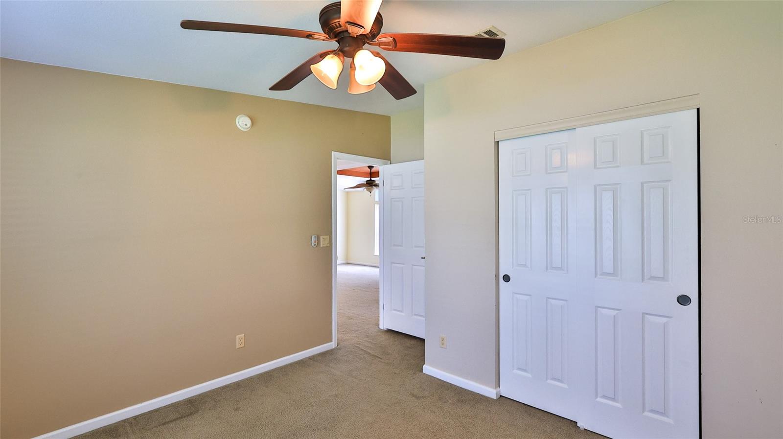 415 SIOUX BLVD, OAK HILL, FL, 32759