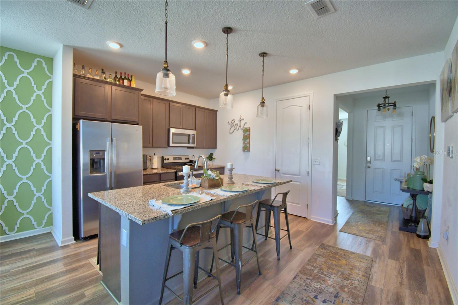 1737 HILL TOP DR, DUNDEE, FL, 33838