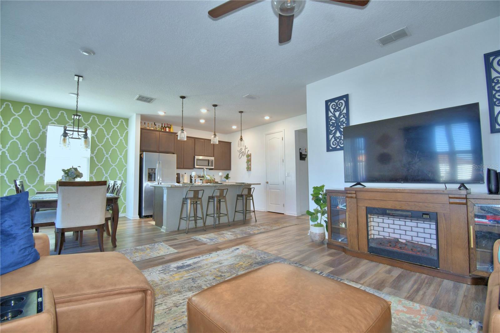 1737 HILL TOP DR, DUNDEE, FL, 33838