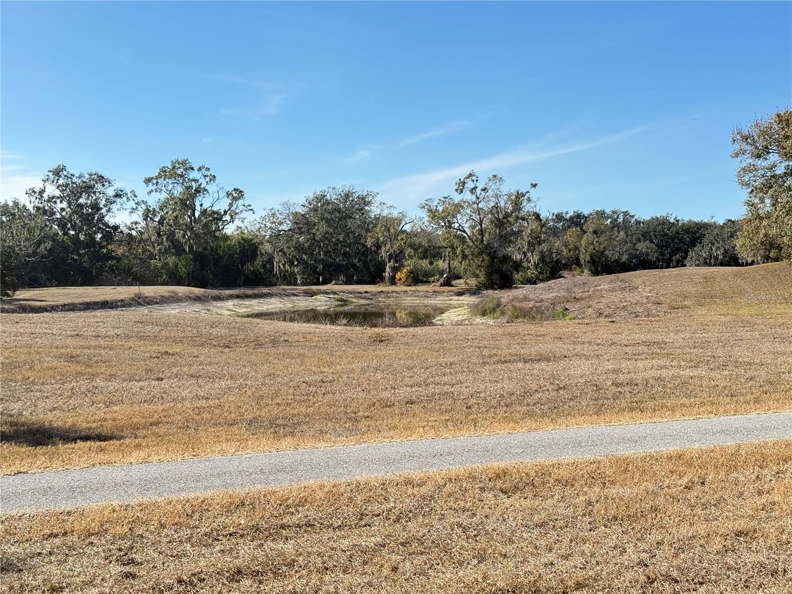 101 CAMBRIDGE TRL #212, SUN CITY CENTER, FL, 33573