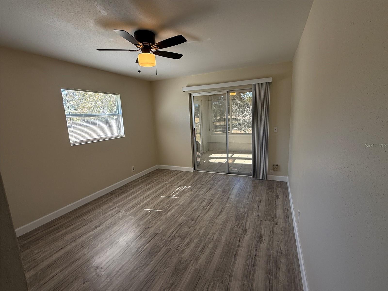 101 CAMBRIDGE TRL #212, SUN CITY CENTER, FL, 33573