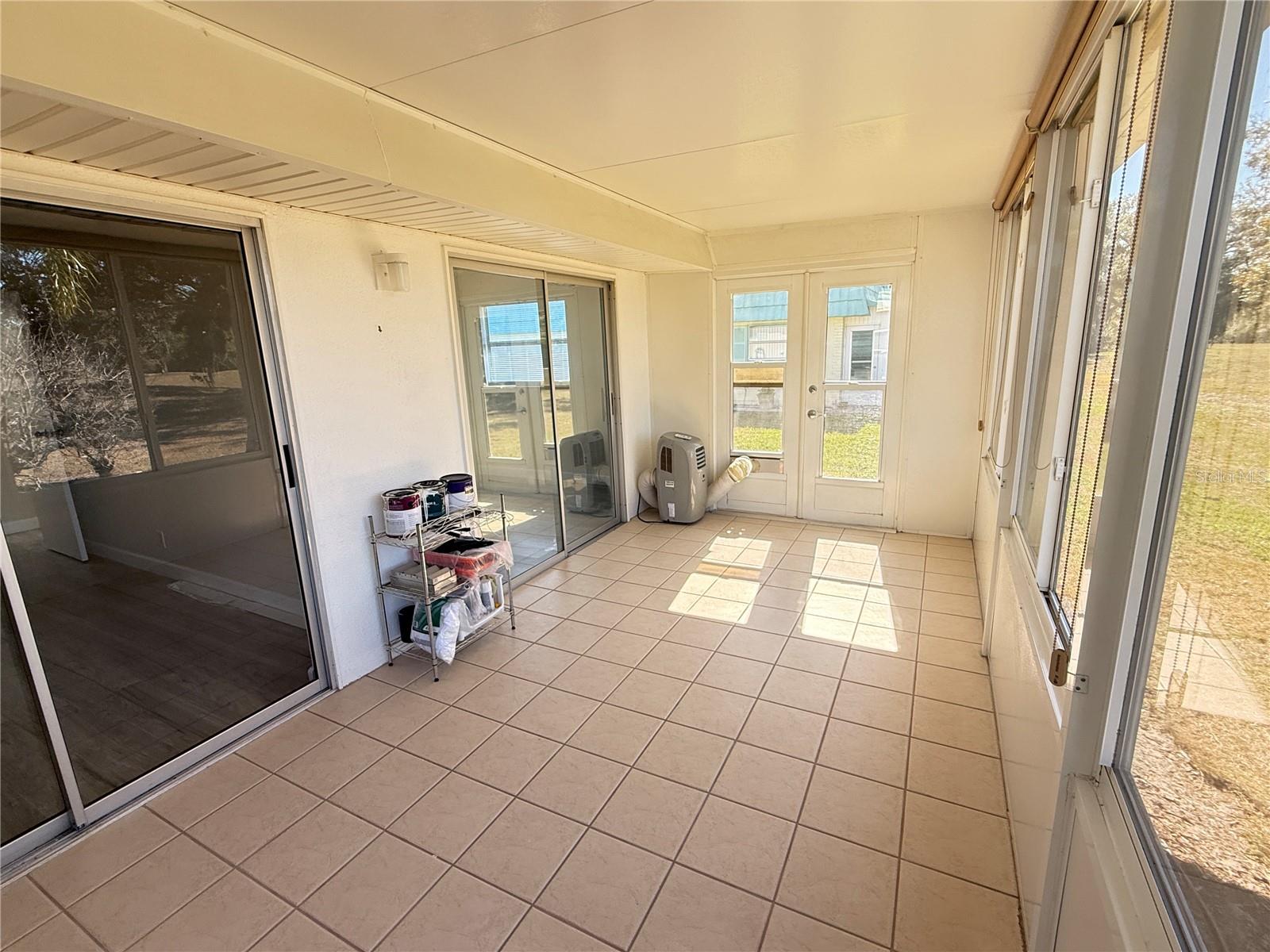 101 CAMBRIDGE TRL #212, SUN CITY CENTER, FL, 33573