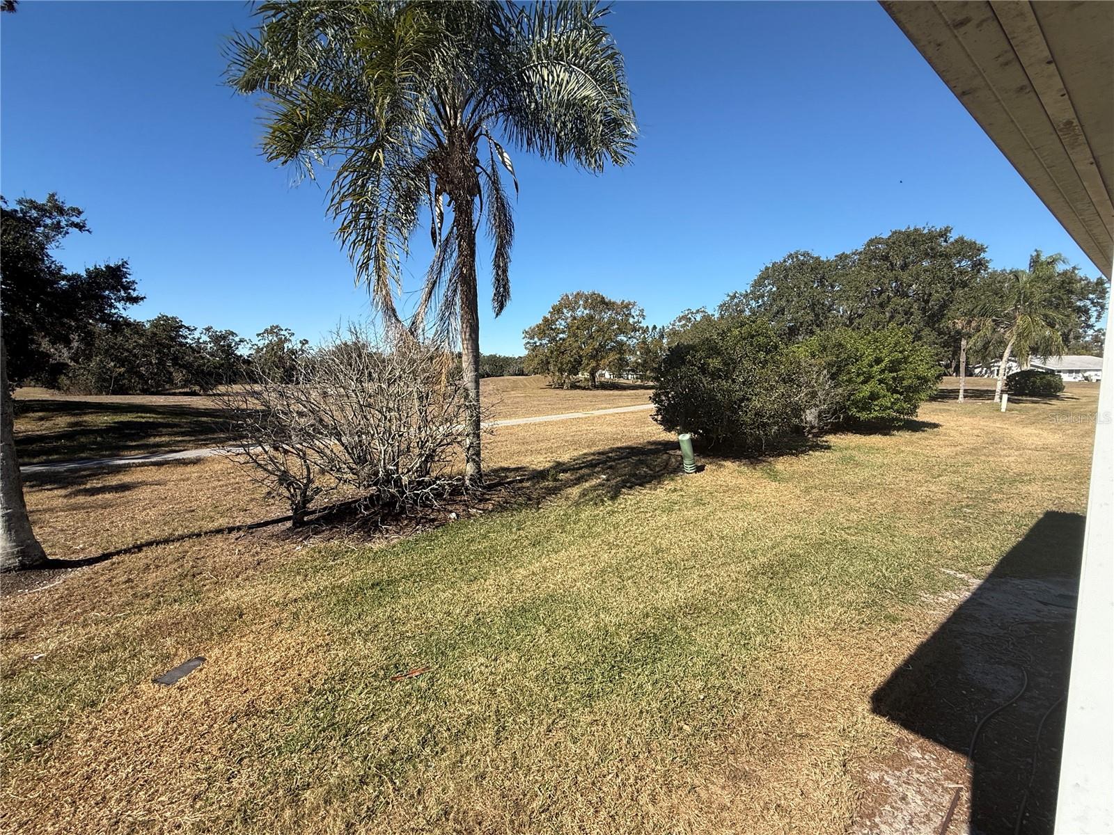 101 CAMBRIDGE TRL #212, SUN CITY CENTER, FL, 33573