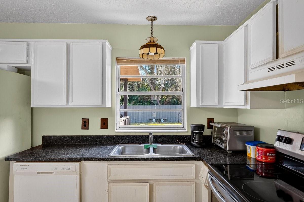 1675 BIRMINGHAM AVE, HOLLY HILL, FL, 32117